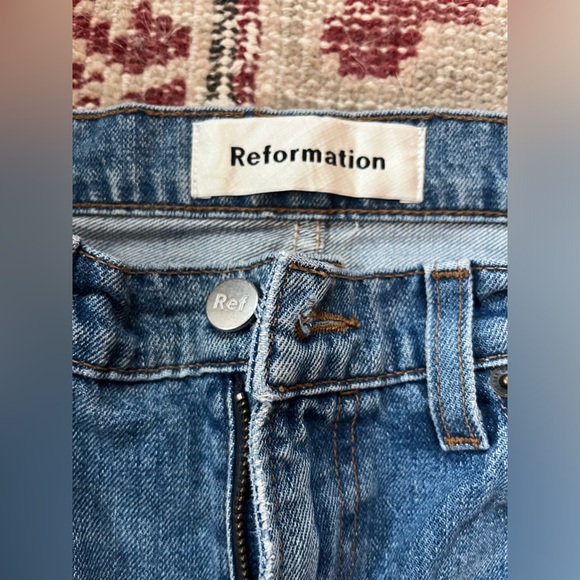 Reformation Julia High Crop Jeans - Picture 4 of 7